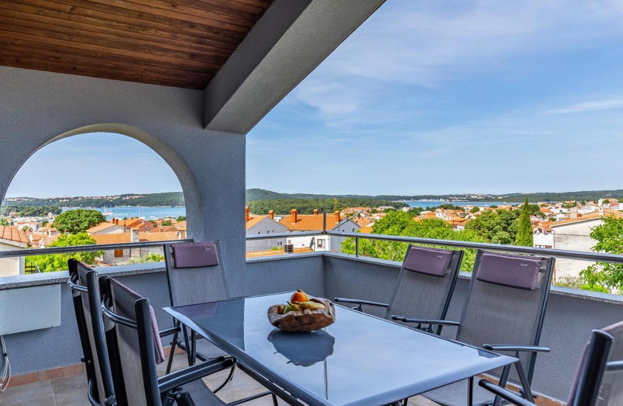 Apartment Lorencin Milka Medulin Eksteriør billede