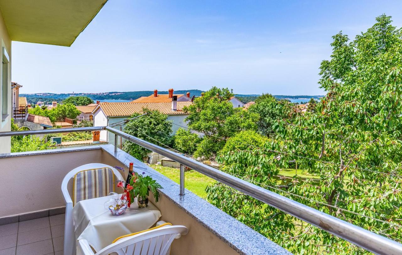 Apartment Lorencin Milka Medulin Eksteriør billede