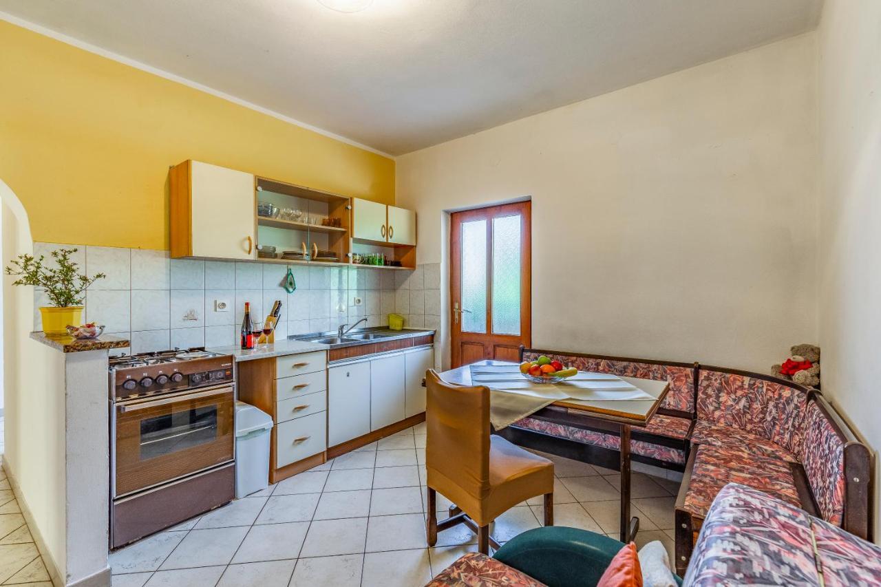 Apartment Lorencin Milka Medulin Eksteriør billede